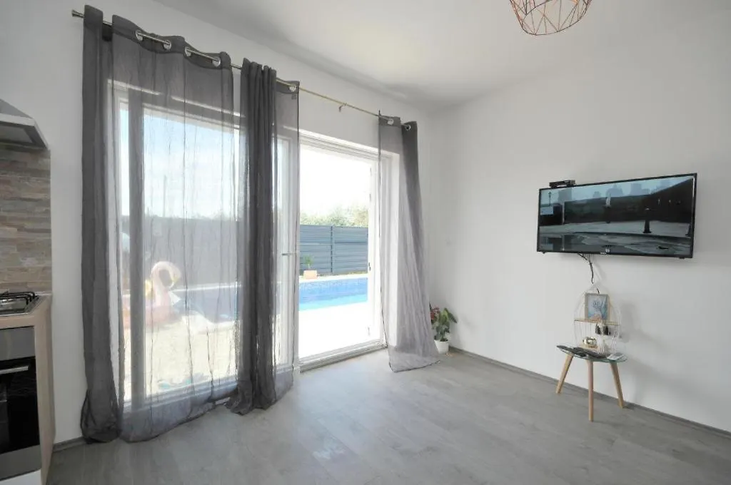 Villa Carolina تروغير 0*,